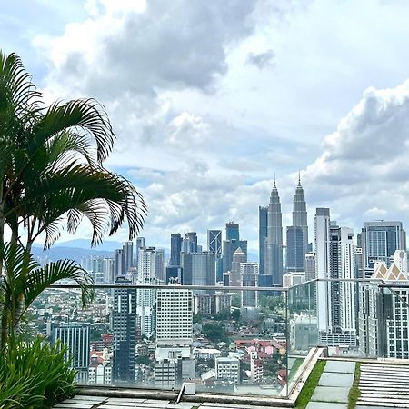 Regalia Sky Pool Klcc By Pasira Home 吉隆坡 外观 照片